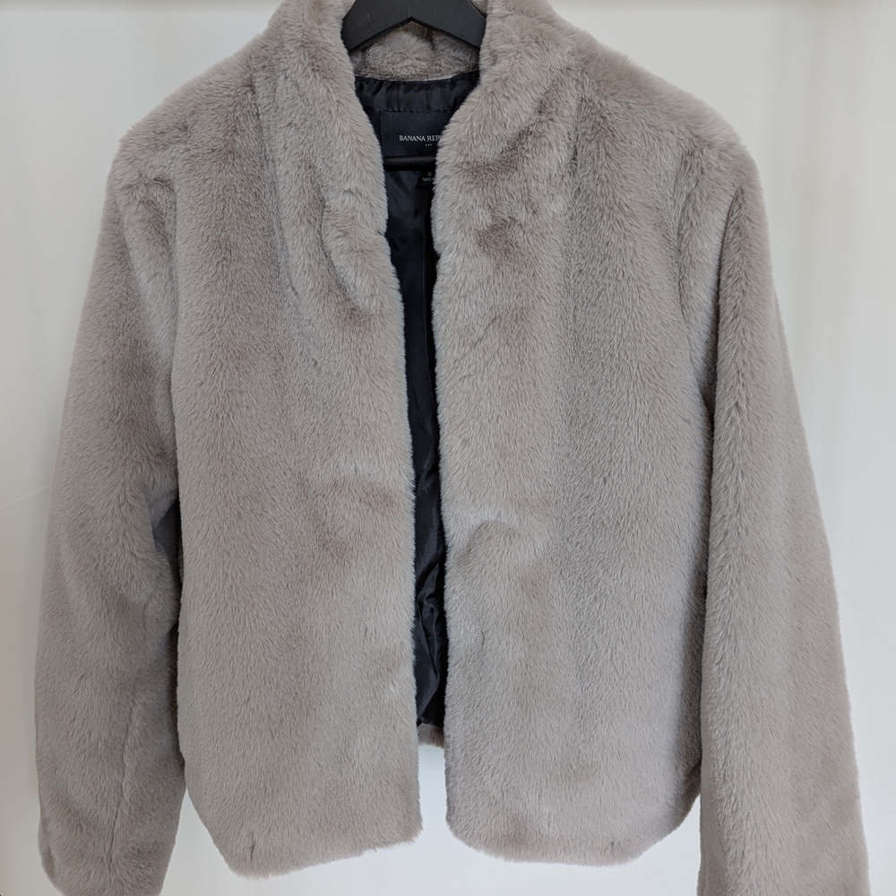 Banana Republic Women's Soft taupe Teddy Jacket
